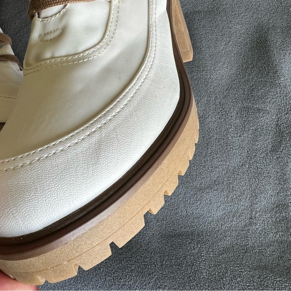 Glenda Heeled Hiking Boots Off White – Universal Thread 11 - Picture 8 of 9